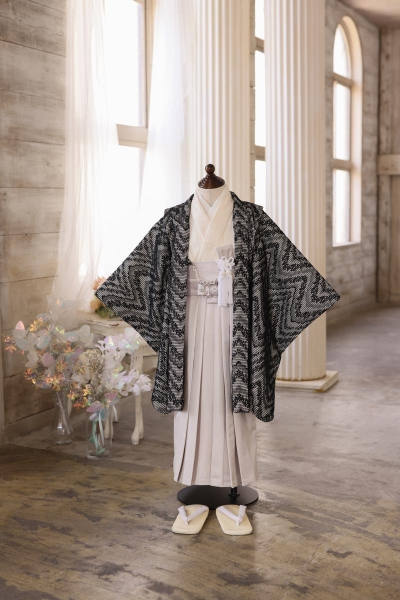 RC848-B　3歳　RC849-B　5歳　黒